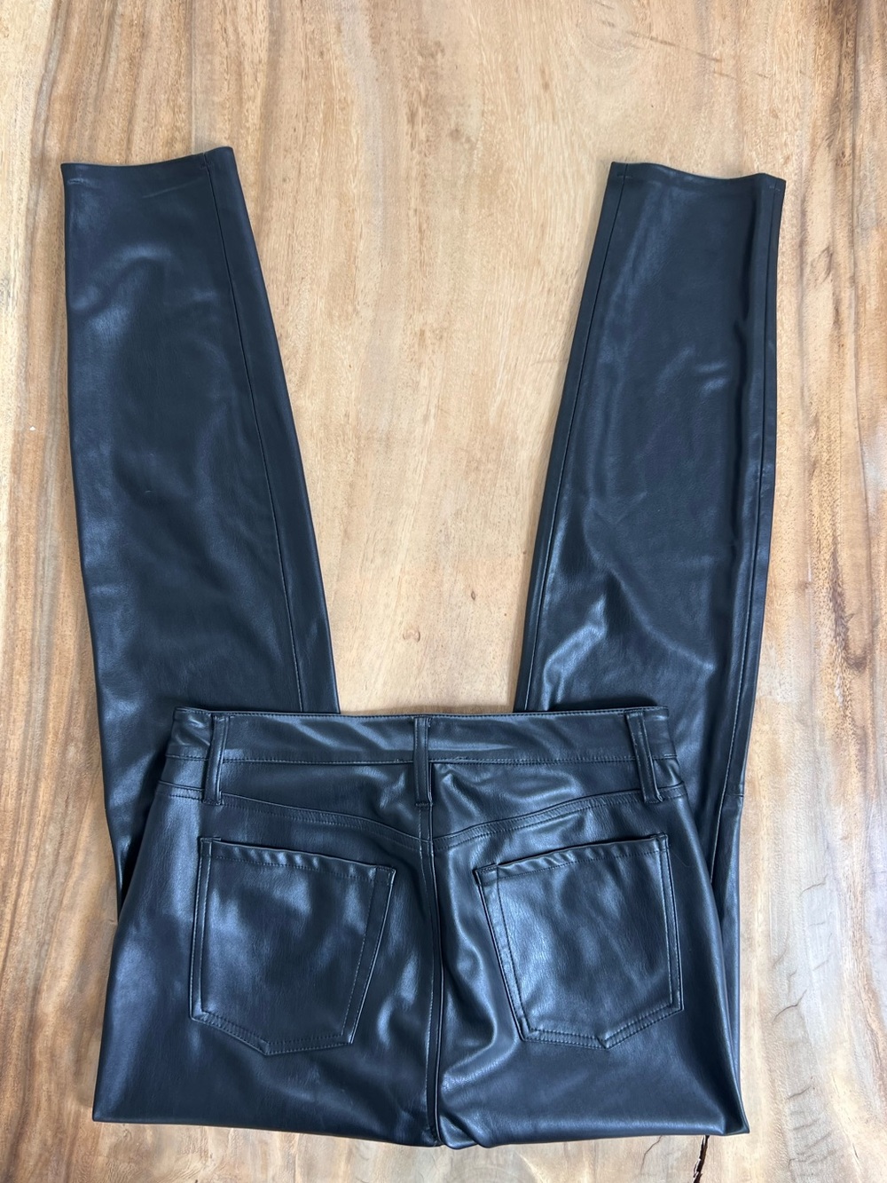 7 For all Mankind Leather pants - Picture 4 of 8